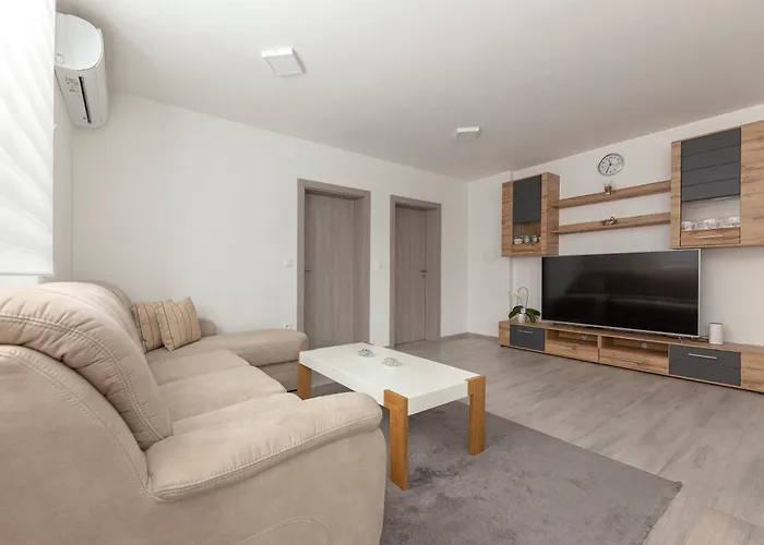 Perfect Place Apartments